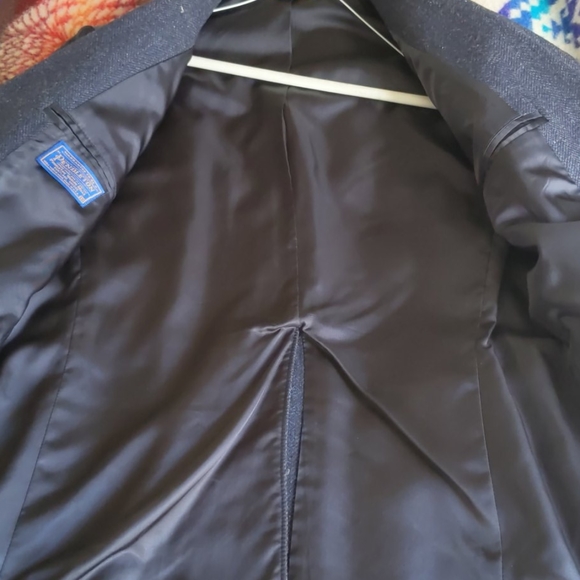 Pendleton woolen sports coat - Picture 2 of 7